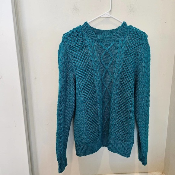 HAND Knit Coastal Sweater by Knitcraft 38"/40" - Picture 5 of 8